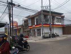 Risiko Kemacetan dan Nasib UMKM, Warga Soroti Izin Gerai Ritel