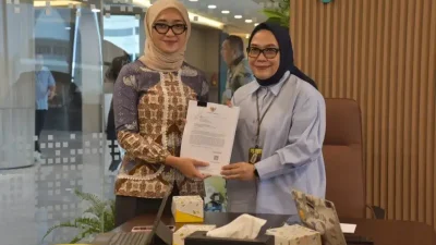 Wujudkan Layanan Optimal, Wagub Jihan Tinjau Pusat Kendali Kesehatan Nasional